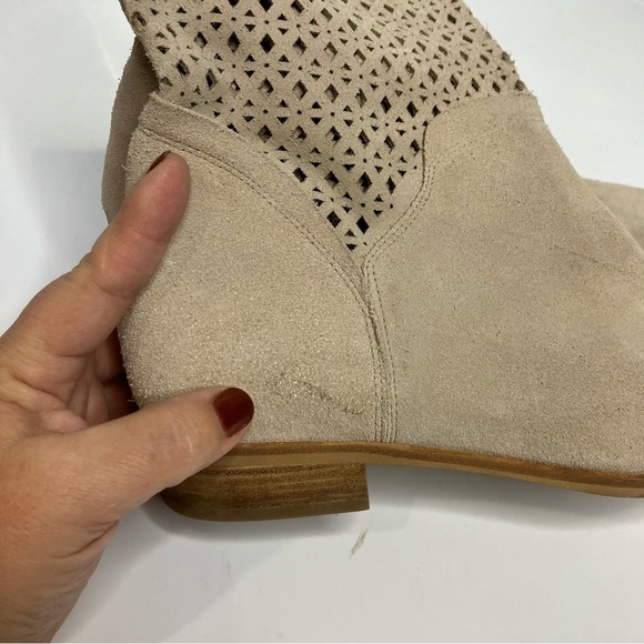 Michael Kors Sunny suede ankle boots tan size 9 - Picture 2 of 9